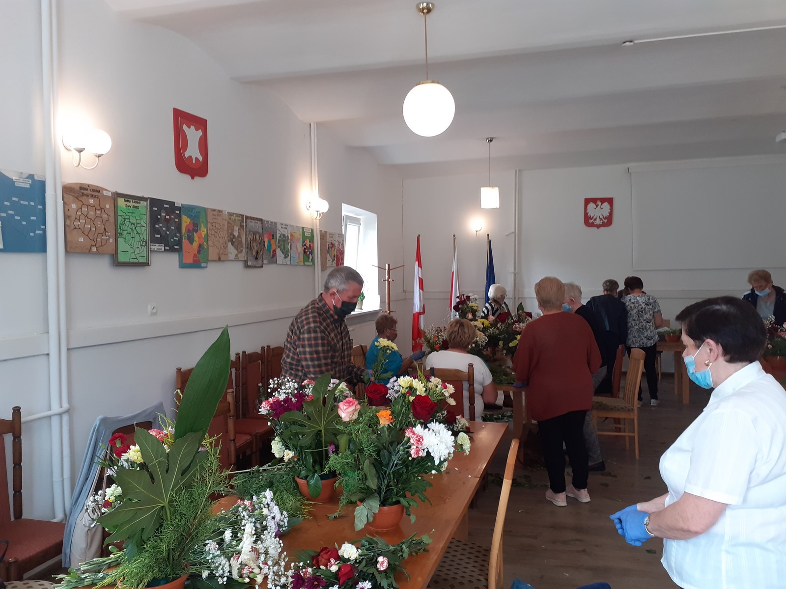 Zajęcia florystyczne uczestników projektu pt. „Senior z pasją”