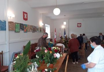 Zajęcia florystyczne uczestników projektu pt. „Senior z pasją”