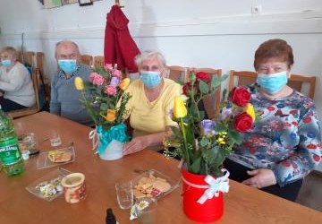 Kolejne zajęcia florystyczne uczestników projektu pt. „Senior z pasją”