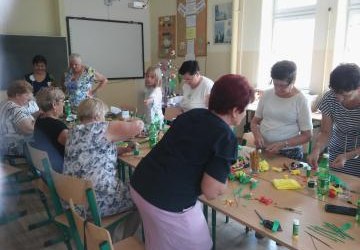 Zajęcia plastyczne dla uczestników projektu socjalnego Senior +